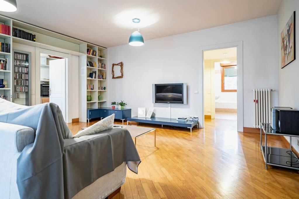 Broletto Park Apartment - Affitti Brevi Italia Lecco Exterior photo